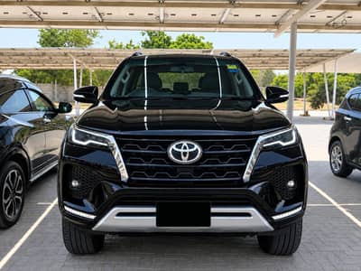 Toyota Fortuner V New shape 4/4