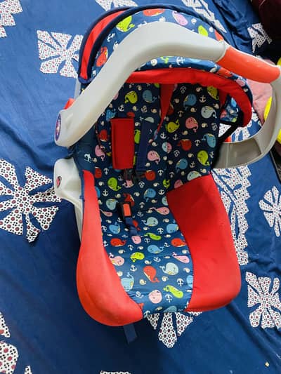 Baby carry cot