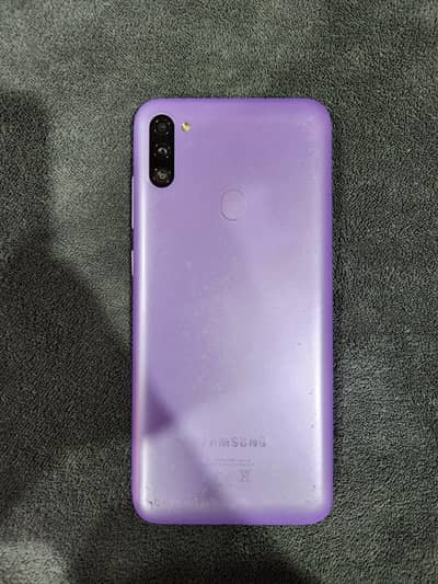 Samsung Mobile M11