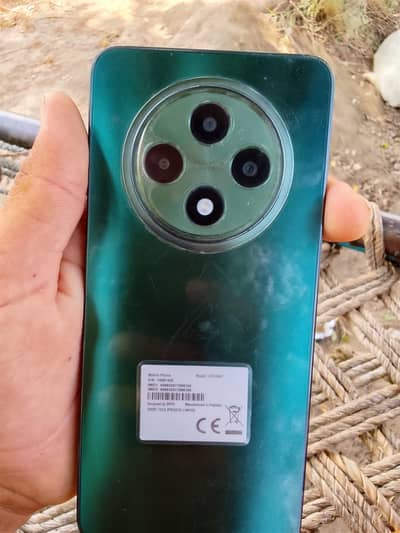 OPPO Reno12 F