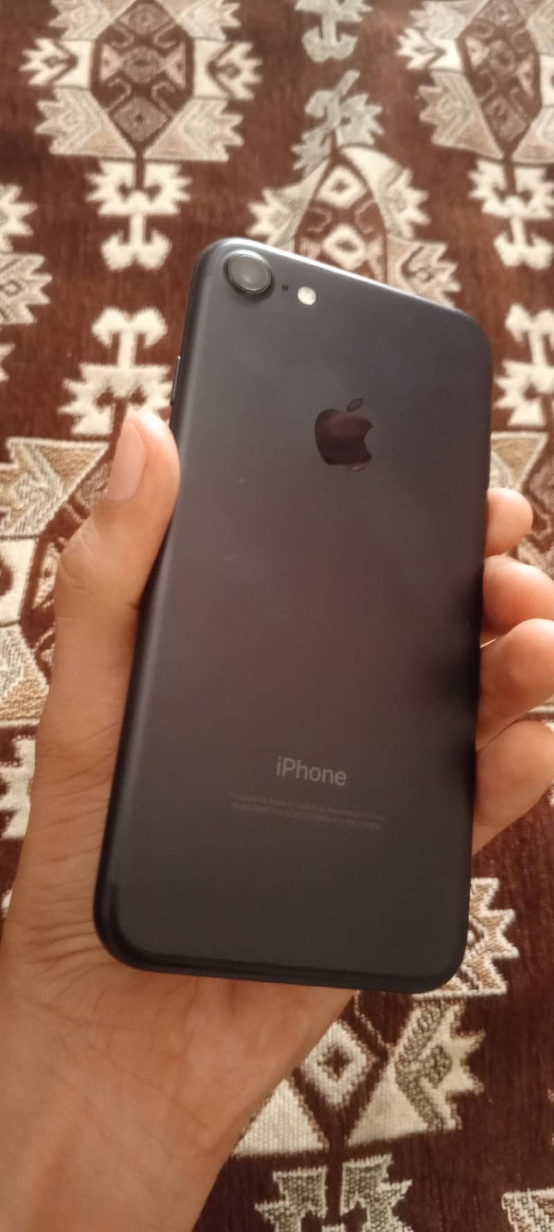 Apple iPhone 7 0