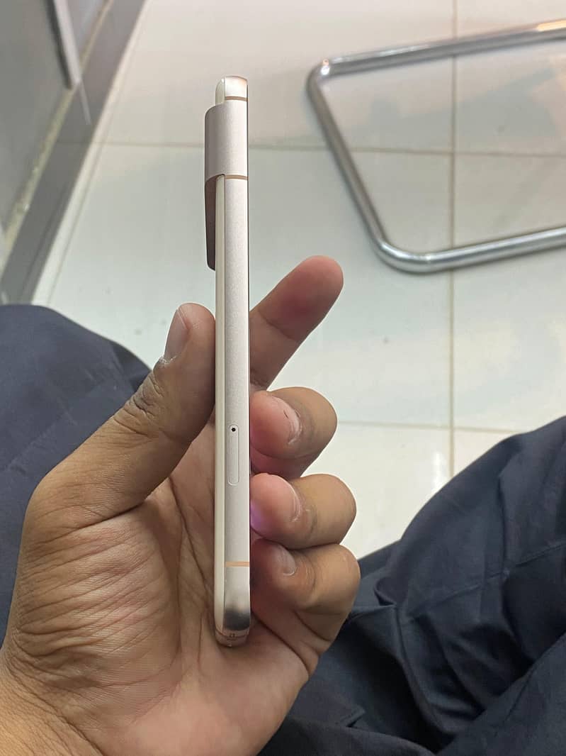 Google Pixel 8 10