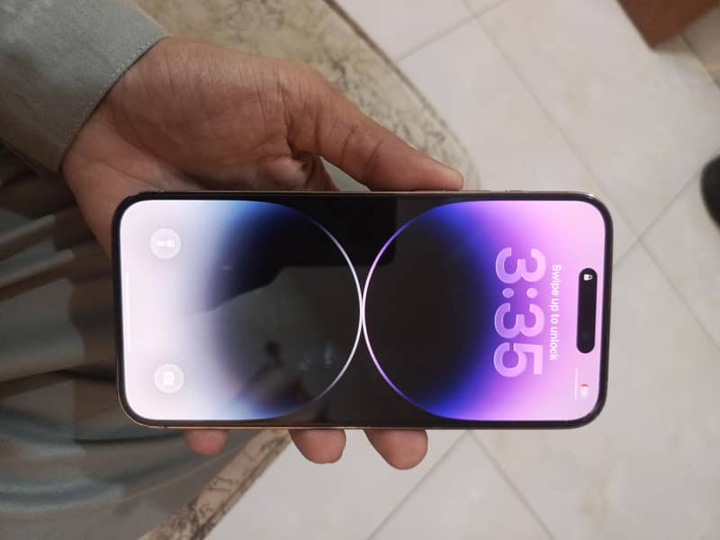 Apple iPhone 14 Pro Max 0