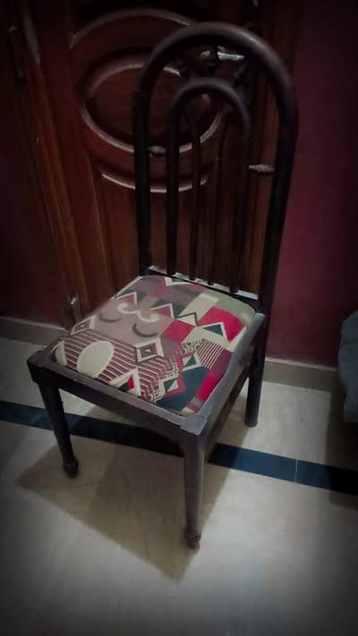 Dinning Table with chairs