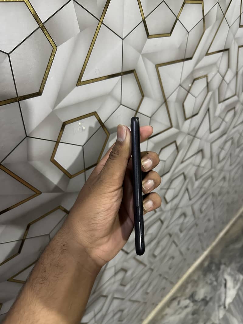 Google Pixel 5 1