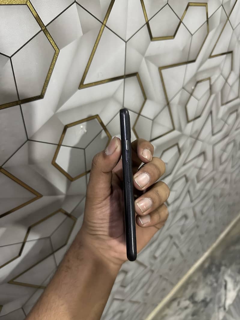 Google Pixel 5 2