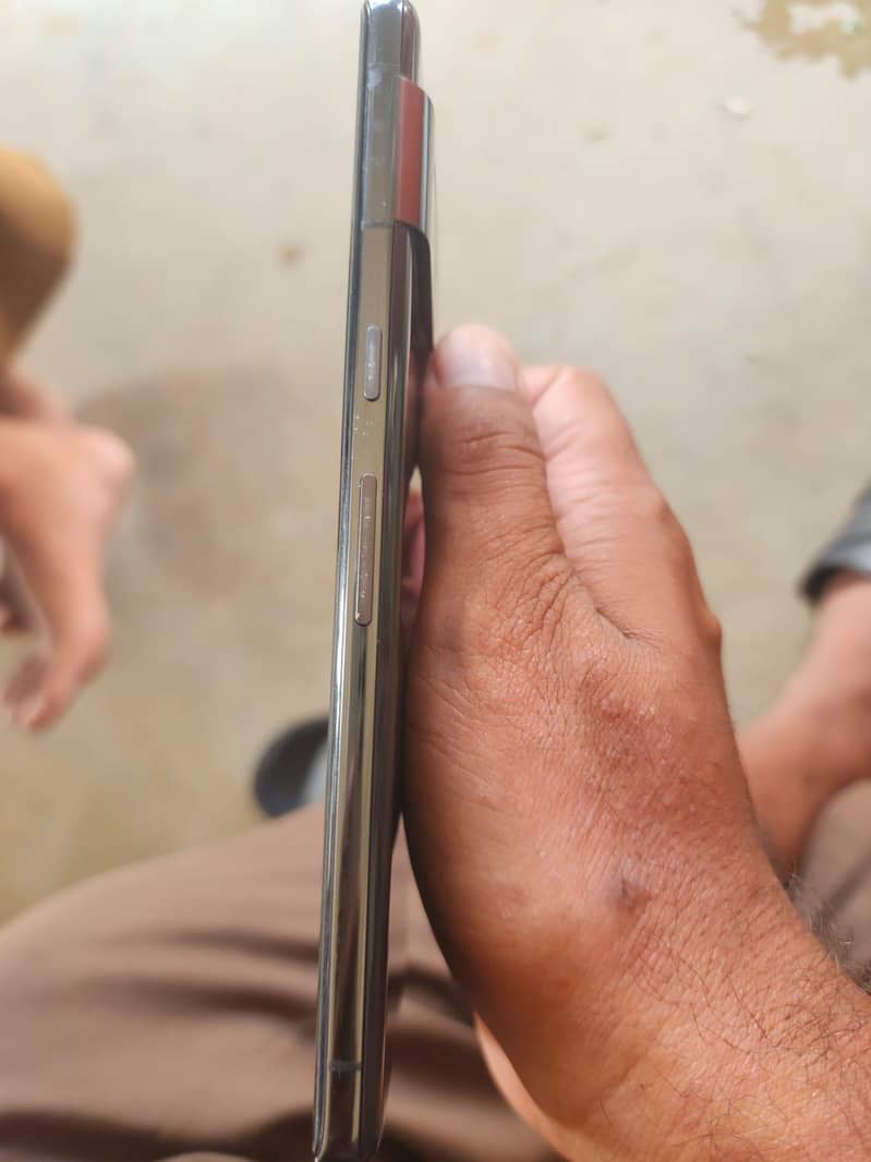 Google Pixel 7 Pro 2