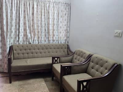 5 seater wooden sofa set.