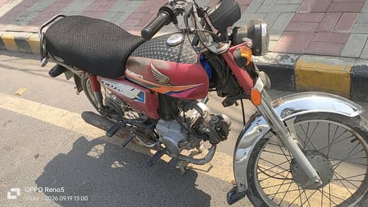 Honda cd70 2011/2012 contact 03082360613