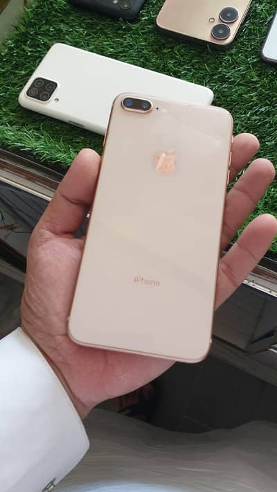 Apple iPhone 8 Plus