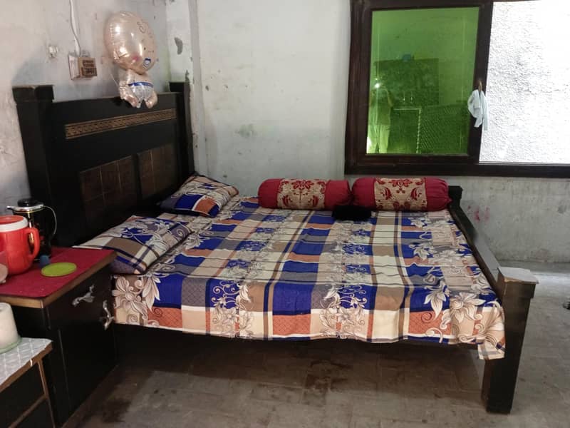Double Bed Without Mattress 1