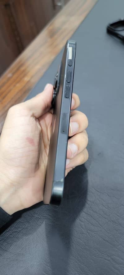 Apple iPhone 15 Pro