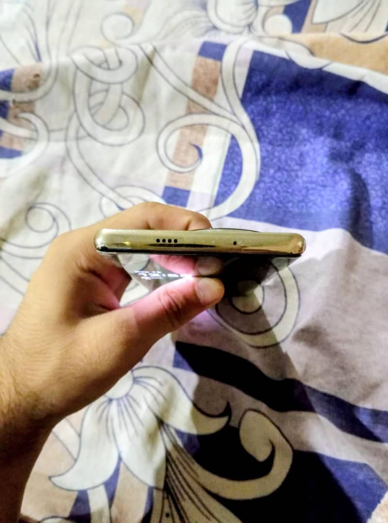 Tecno Spark 20 Pro Plus 4