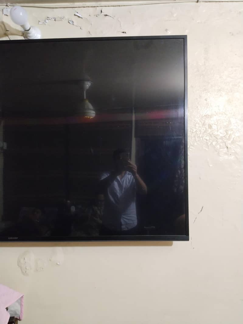 LED smart tv. 4
