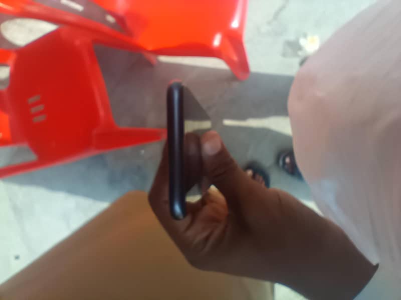 Apple iPhone 8 6
