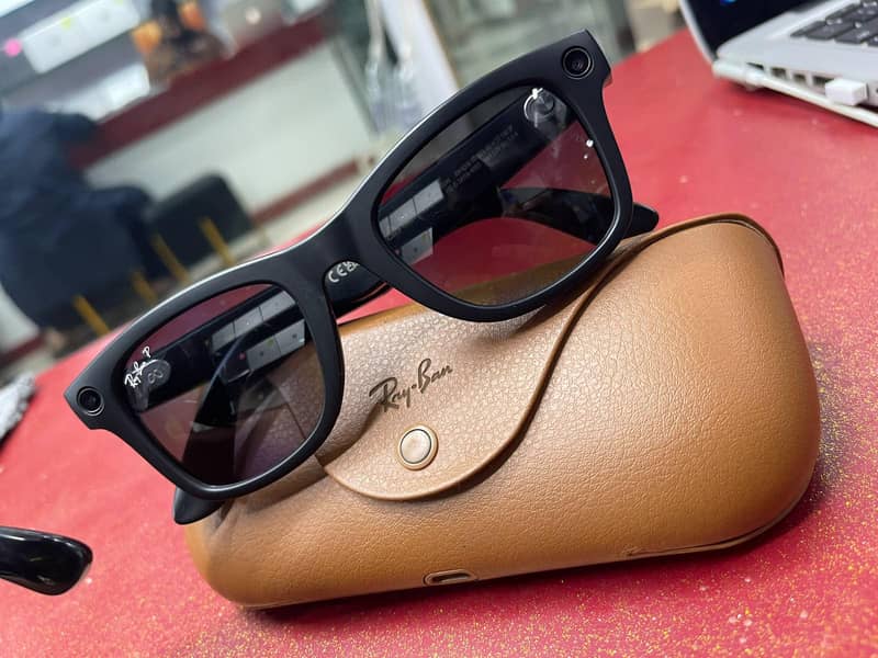 Meta Glasses 1