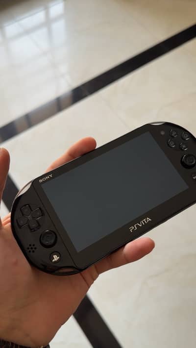 This is a Ps Vita Slim 2000