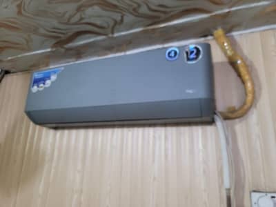 Dowlance inverter AC 1.5 ton used