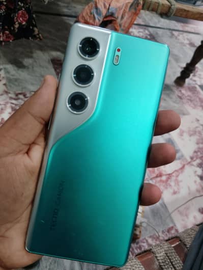 Tecno CAMON 40 Pro