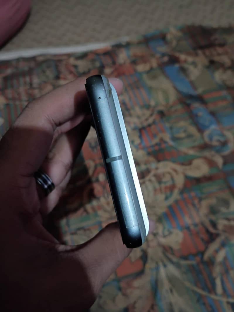 Google Pixel 8 1