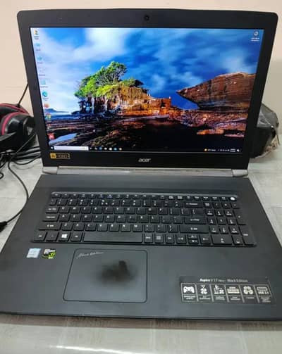 Acer Aspire Nitro v17 black edition