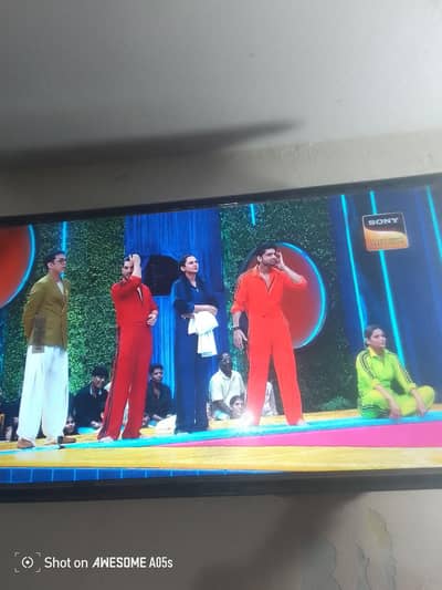 Samsung 32 Inch LCD TV