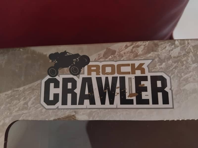 rc offroading car 3