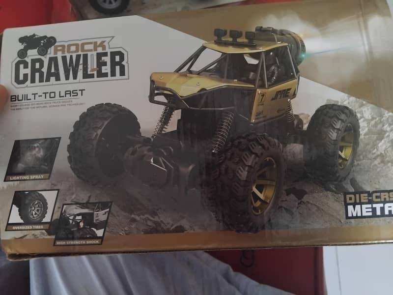 rc offroading car 4