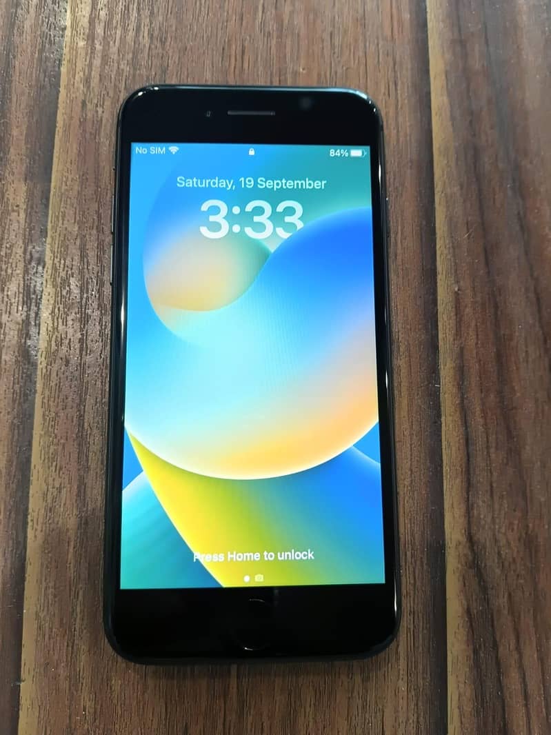 Apple iPhone 8 0
