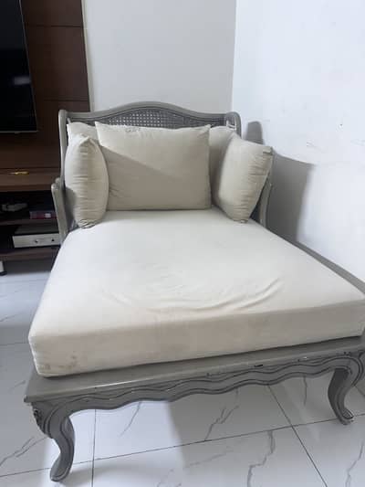 Day bed