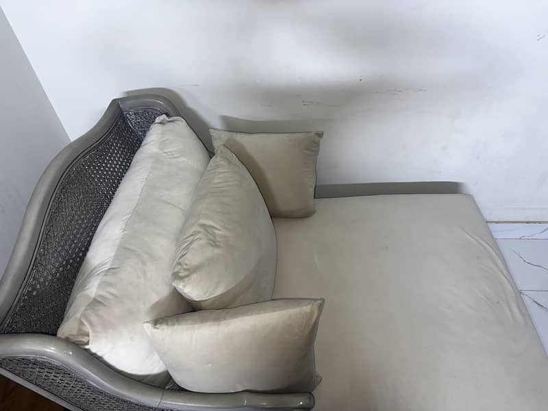 Day bed 1