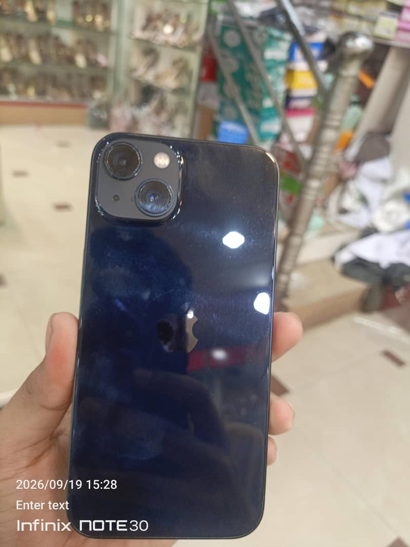 Apple iPhone 13 1