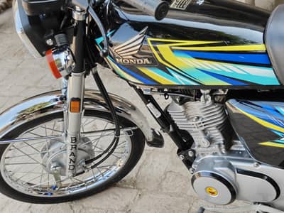 Honda 125 26 model Dera number 3k Chala hai