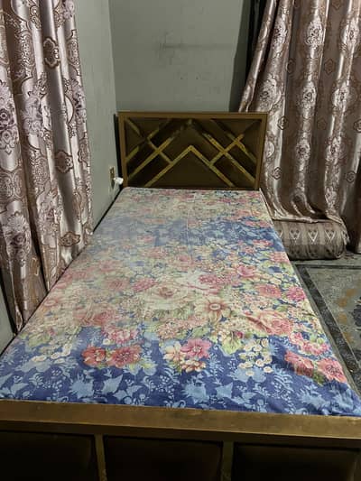 single bed with mattress
