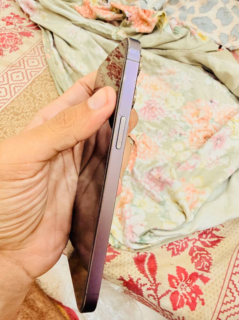 Apple iPhone 14 Pro Max 5