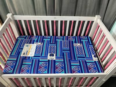 moveable baby cot for sale