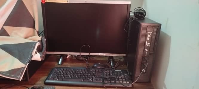 Ram 32, SSD 256, I core 5, 4th Generation