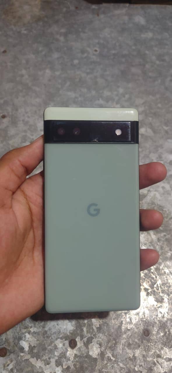 Google Pixel 6a 5