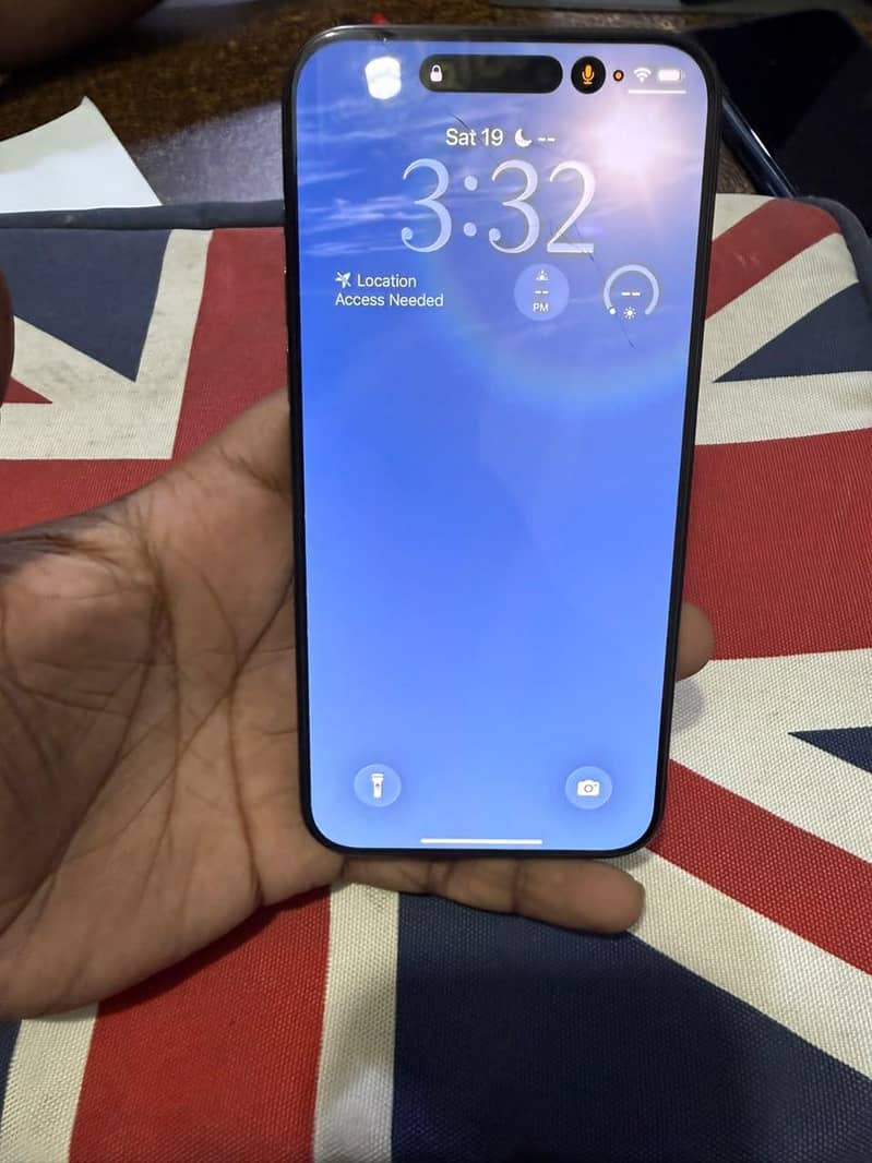 Apple iPhone 15 Pro Max 1