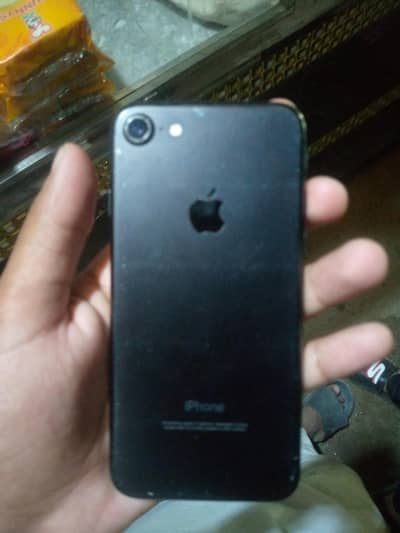 Apple iPhone 7