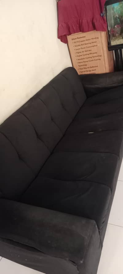 Black Sofa / 2-Piece Black Sofa Set  – normal Condition