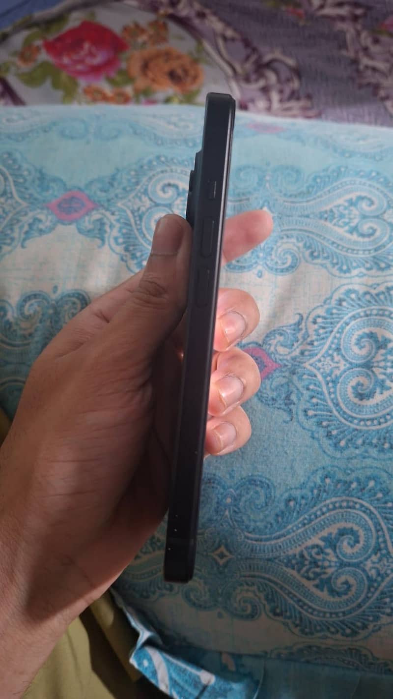 Apple iPhone 15 1