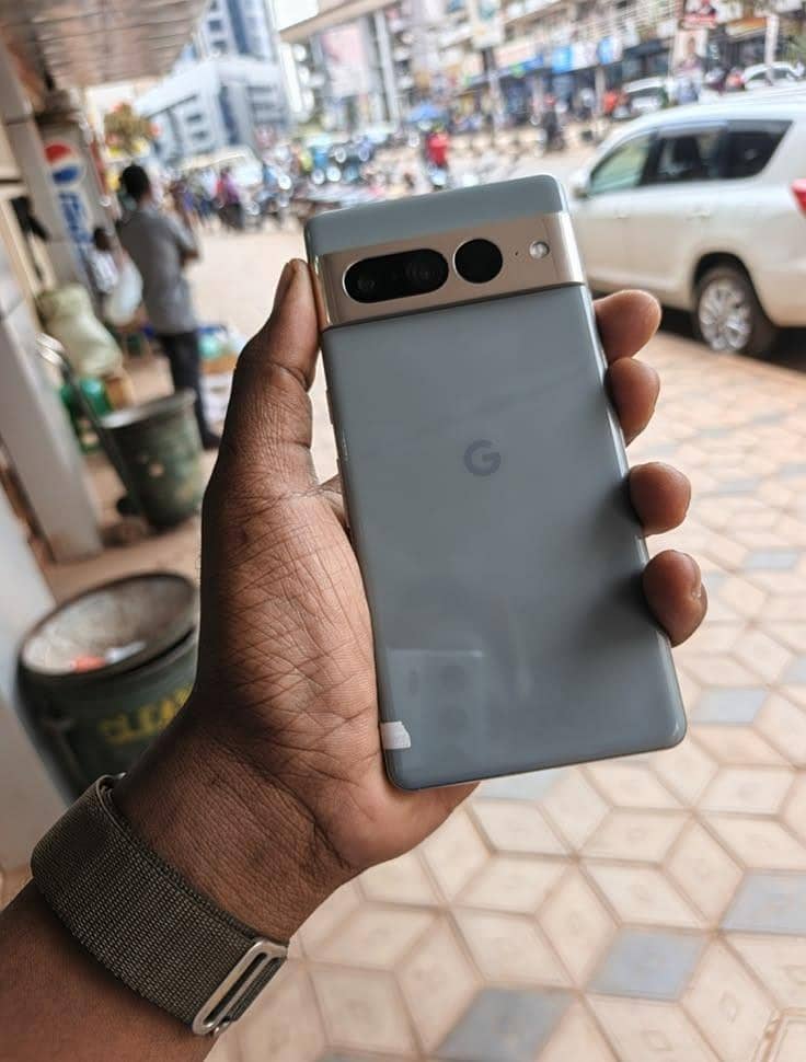 Google Pixel 7 ProGoogle Pixel 7 Pro – Excellent Condition 1