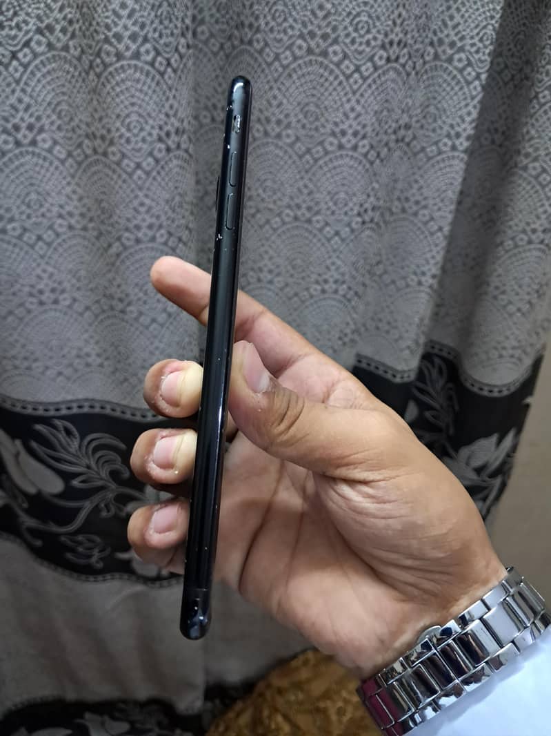 Apple iPhone 7 Plus 7