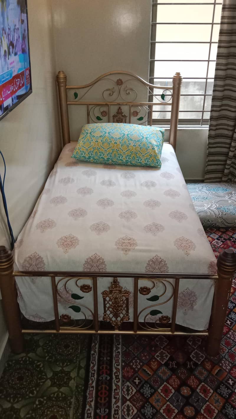 single beds 1