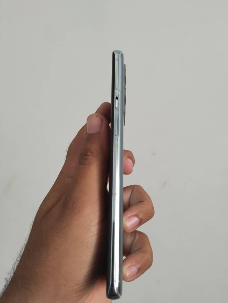 One Plus 9 Pro 5G 5