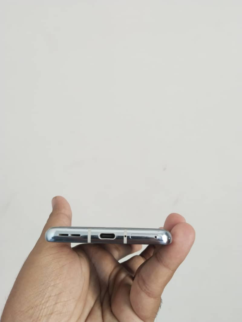 One Plus 9 Pro 5G 6