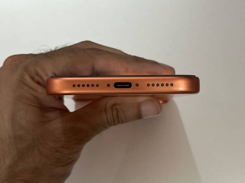 Apple iPhone 17 Pro Max 3