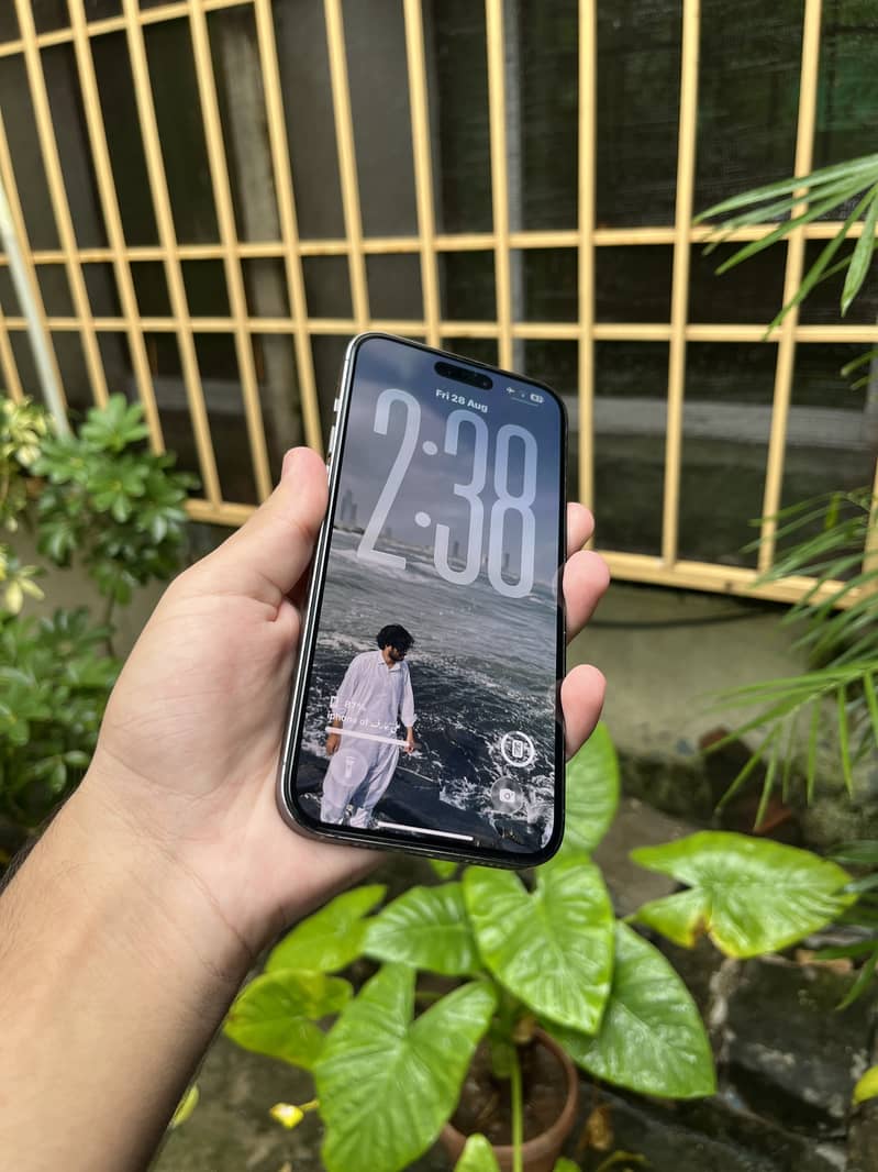 Apple iPhone 14 Pro Max 6