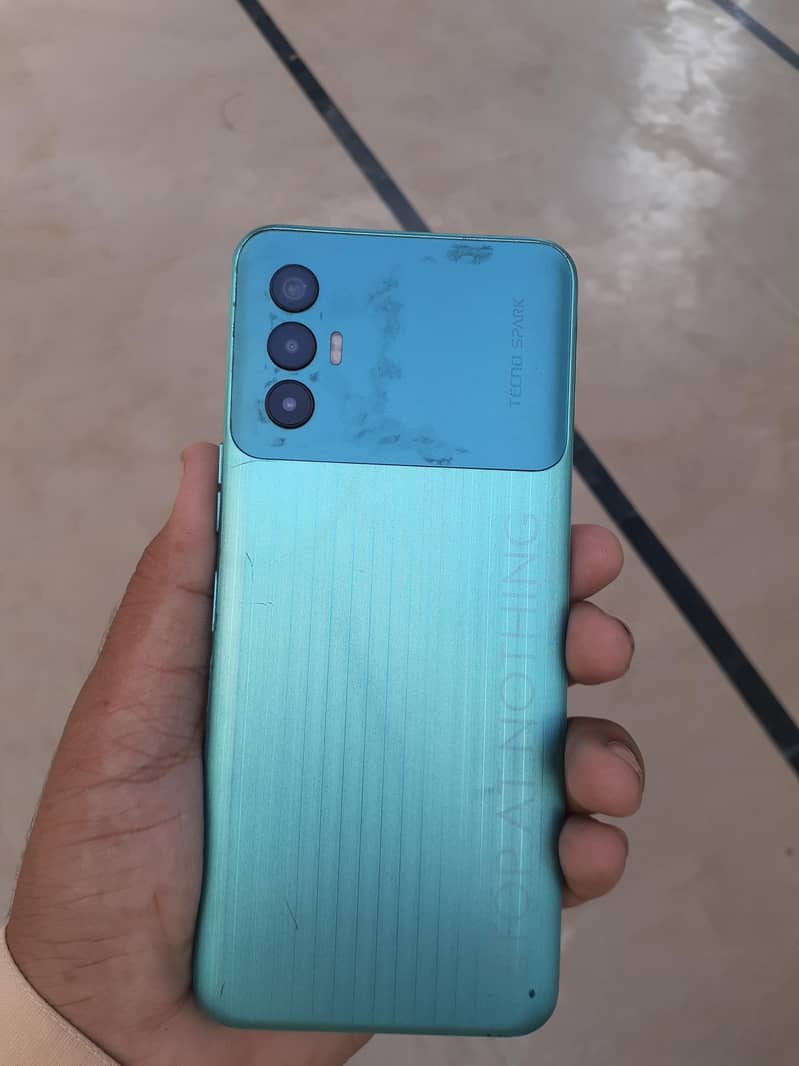 Tecno spark 8 pro 0